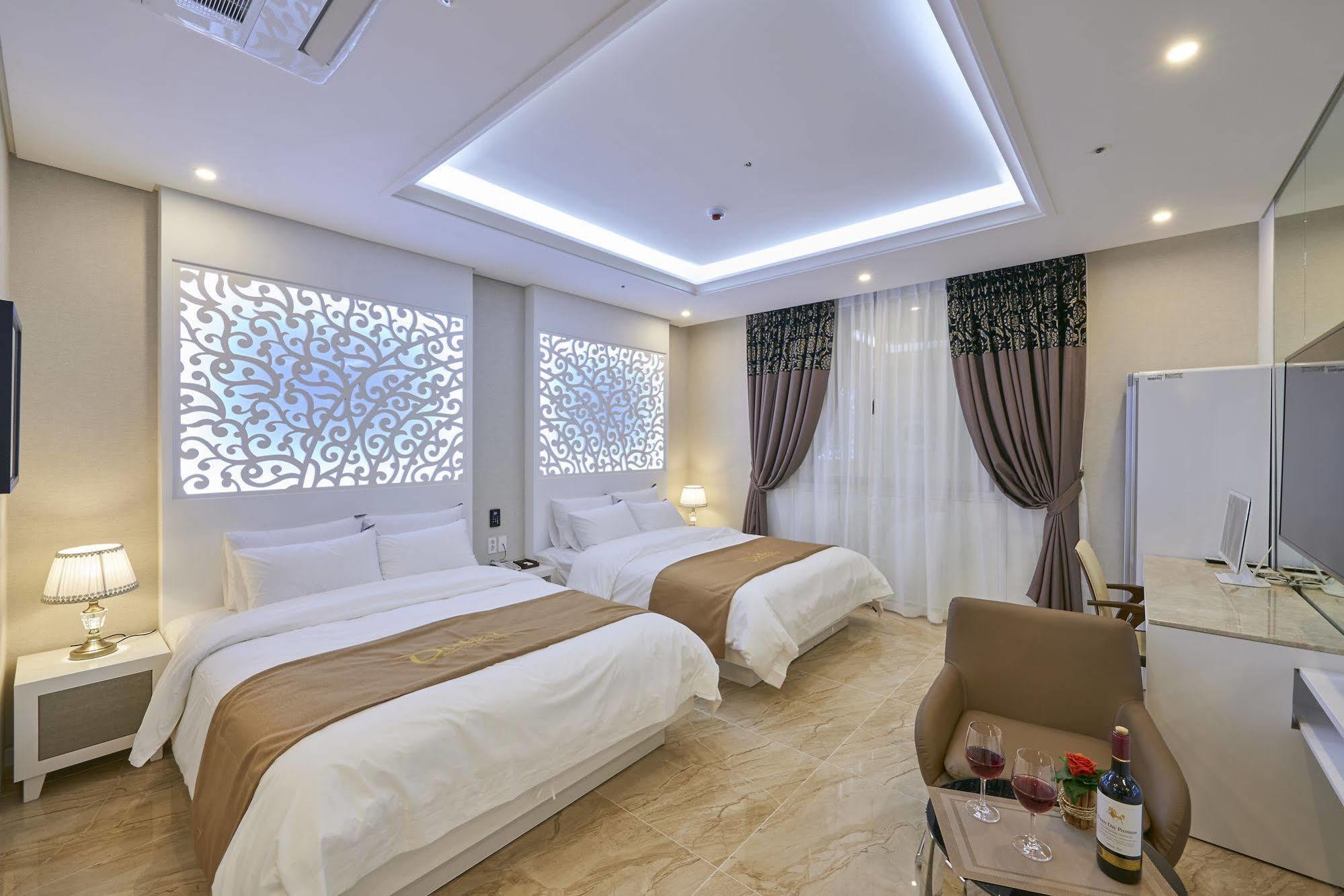 Dubai Hotel Gwangju Metropolitan City Dış mekan fotoğraf