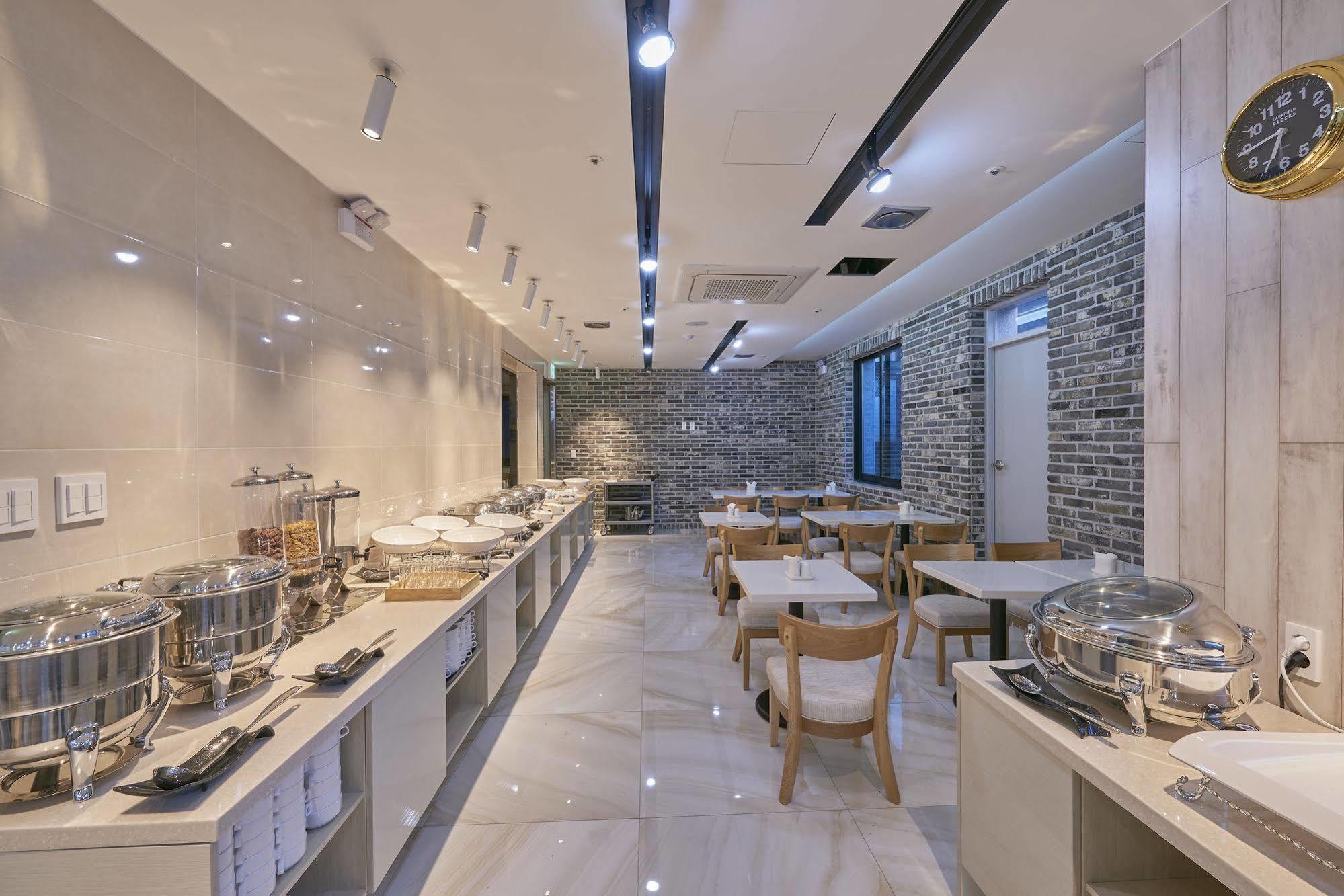 Dubai Hotel Gwangju Metropolitan City Dış mekan fotoğraf